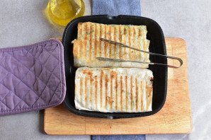 Закуска из лаваша с курицей