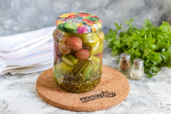 Огурцы с крыжовником на зиму Огурцы с крыжовником на зиму