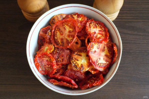 Чипсы из помидоров в сушилке Чипсы из помидоров в сушилке