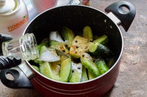 Салат "Блаженство" из огурцов на зиму