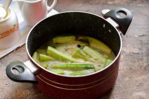 Салат "Блаженство" из огурцов на зиму