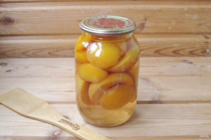 Компот из персиков и абрикосов на зиму