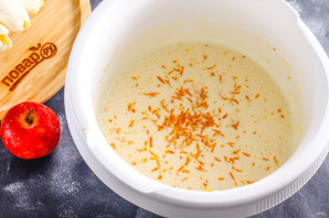 Шарлотка с яблоками и мандаринами Шарлотка с яблоками и мандаринами