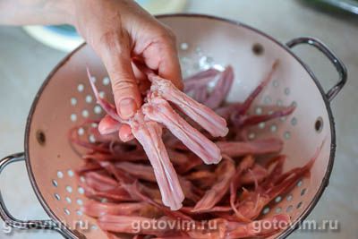 Жареные во фритюре утиные язычки