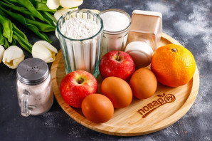 Шарлотка с яблоками и мандаринами Шарлотка с яблоками и мандаринами