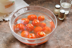 Помидоры черри в томатном соке на зиму