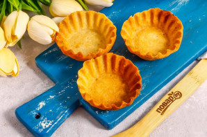 Корзиночки с персиками