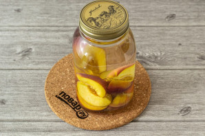 Компот из персиков с лимонной кислотой на зиму