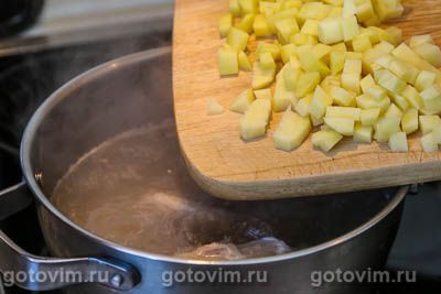 Южный борщ с баклажанами