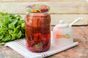 Компот из красной смородины с мятой на зиму