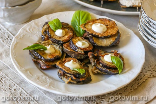 Жареные баклажаны с яйцом и мукой Жареные баклажаны с яйцом и мукой
