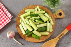 Малосольные огурцы "Трясуны"