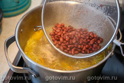 Куриный суп с кабачками и фасолью 