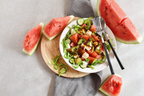 Салат из арбуза