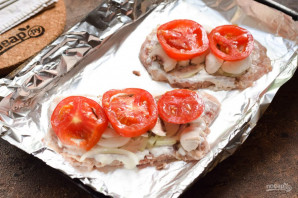 Мясо по-французски в фольге с грибами