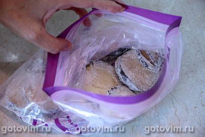 Грузинская закуска &laquo;дольки&raquo; из жареных баклажанов с орехами