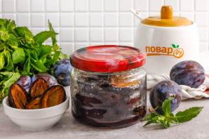 Вяленый чернослив