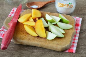 Компот из груш и персиков на зиму