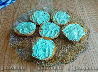 Булочки с творогом, зеленью и овощами для завтрака