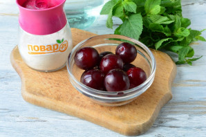 Компот из сливы и мяты на зиму