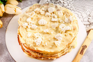 Торт "Наполеон" с безе