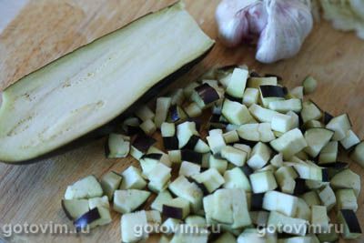 Южный борщ с баклажанами