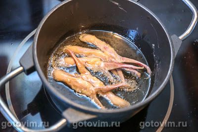 Жареные во фритюре утиные язычки