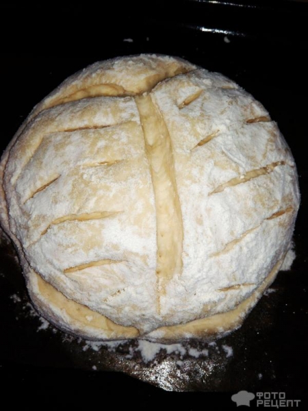 Рецепт: Круглый пшеничный хлеб - В духовке: бюджетный по цене, но вкусный и красивый