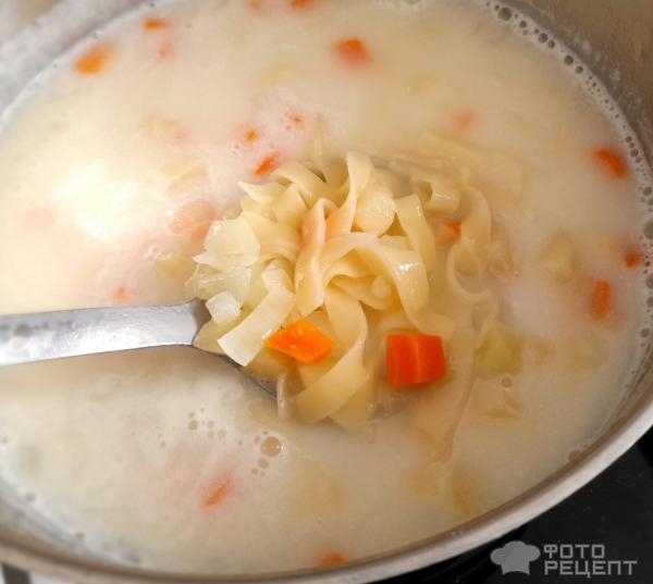 Рецепт: Куриный суп с плавленными сырками - С лапшой лагман