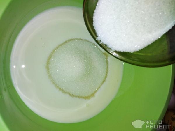 Рецепт: Манник с черной смородиной - Летний манник с ягодами: без муки