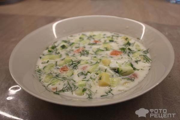 Рецепт: Окрошка с красной рыбой - на курином бульоне