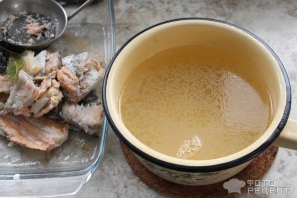 Рецепт: Уха из лососевых - с листами нори Рецепт: Уха из лососевых - с листами нори