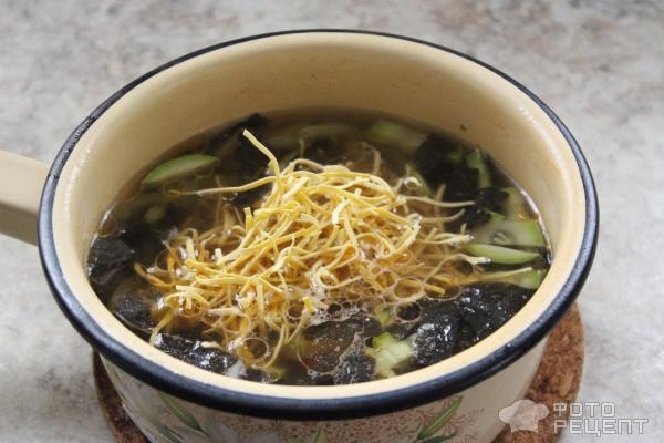 Рецепт: Уха из лососевых - с листами нори Рецепт: Уха из лососевых - с листами нори