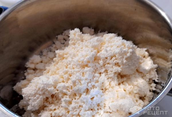 Рецепт: Запеканка творожно-фруктовая - Двуслойная творожная запеканка с нектаринами и грушами, из домашнего творога.