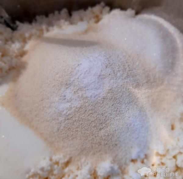 Рецепт: Запеканка творожно-фруктовая - Двуслойная творожная запеканка с нектаринами и грушами, из домашнего творога.