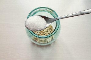 Хреновуха с лимоном Хреновуха с лимоном