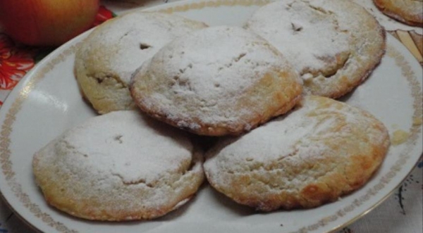 Песочные пирожные с яблоками, пошаговый рецепт с фото