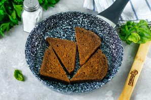 Брускетты с авокадо и семгой