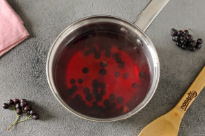 Компот из черноплодной рябины с апельсином Компот из черноплодной рябины с апельсином