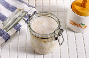 Ленивая овсянка с бананом Ленивая овсянка с бананом