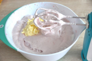 Торт "Птичье молоко" с малиной