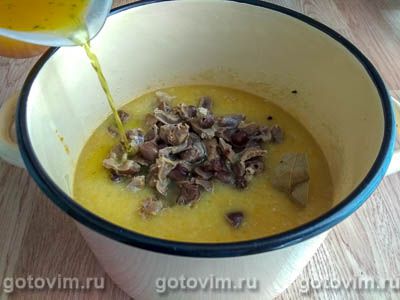 Суп-пюре с потрошками на курином бульоне