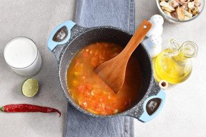 Суп из коктейля морепродуктов Суп из коктейля морепродуктов