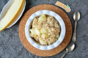 Овсяная каша с дыней Овсяная каша с дыней