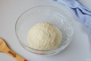 Багет с сыром и чесноком