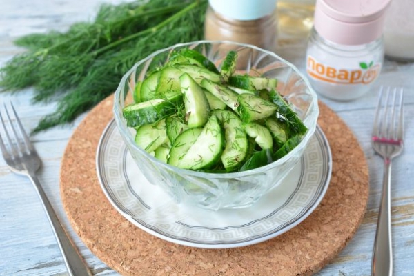 Шведский салат из огурцов Шведский салат из огурцов