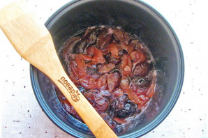 Варенье из яблок и слив в мультиварке