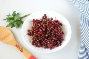 Компот из красной смородины