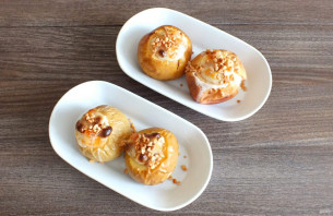 Яблоки запеченные в духовке со сметаной Яблоки запеченные в духовке со сметаной