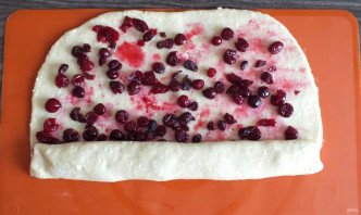 Творожный рулет с клюквой Творожный рулет с клюквой
